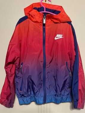 Nike Kids Hooded Windbreaker in Pink, Purple & Blue Gradient